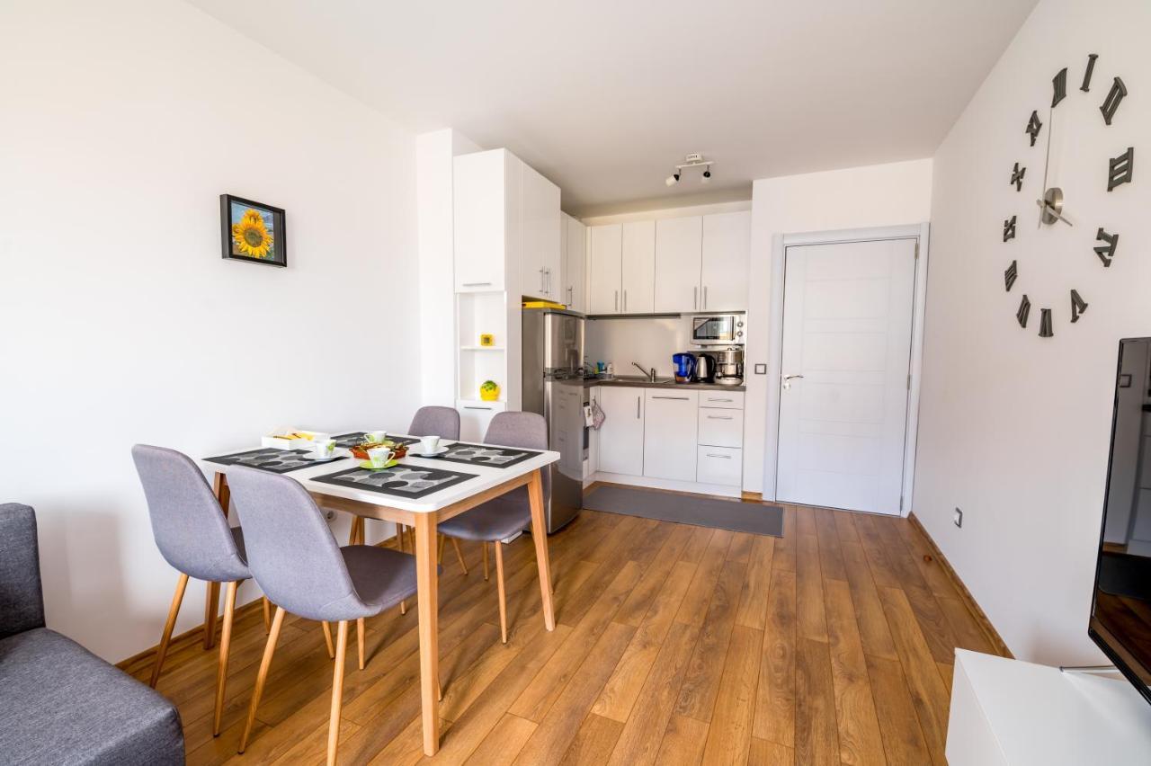 City View Apartment With 2 Bedrooms And Free Garage Blagoevgrad Kültér fotó